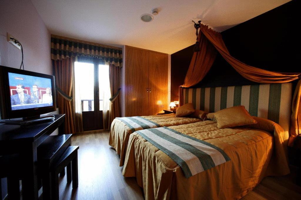 Posada Real La Yensula El Puente  Εξωτερικό φωτογραφία